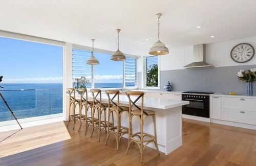 Palm Beach Casa | POINT BREAK by Palm Beach Holiday Rentals