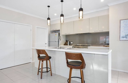 Point Cook Casa | Point Cook Serenity Stay 4 Bedrooms