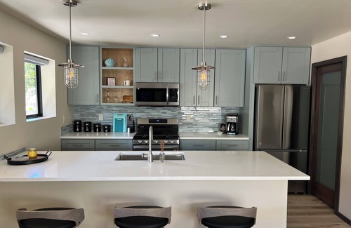 Point Loma Apartamento | Point Loma Hideaway - brand new spacious retreat, walk to San Diego harbor!