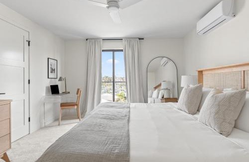 Point Loma Heights Casa | Point View Retreat by AvantStay Modern Coastal Retreat Near Sunset Cliffs Ocean Beach