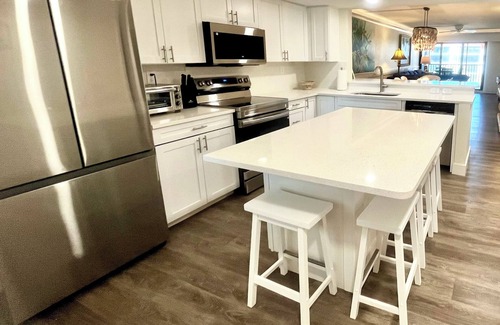 Sanibel Condominio | Complejo de Pointe Santo frente a la playa Semanas de agosto todavía disponibles