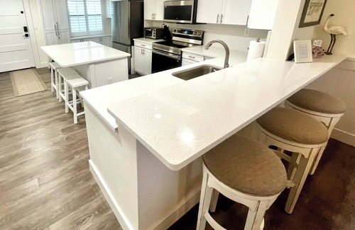 Sanibel Condominio | Complejo de Pointe Santo frente a la playa Semanas de agosto todavía disponibles