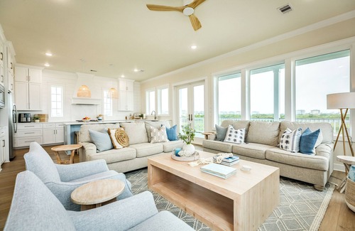 Red Fish Cove Casa | Pointe West BRAND-NEW luxury custom home, 5 BR/ 4 BA amazing view of West Bay!