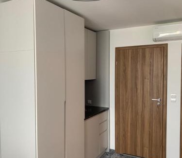 Ursynow Apartamento | Pokoje gościnne IKAR - Metro i Parking