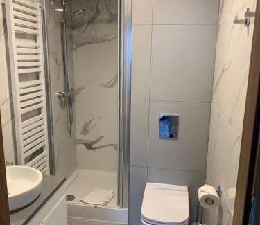Ursynow Apartamento | Pokoje gościnne IKAR - Metro i Parking