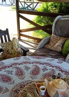 Leoncin Apartamento | Pokoje gościnne Stajnia Dorado-Agroturystyka
