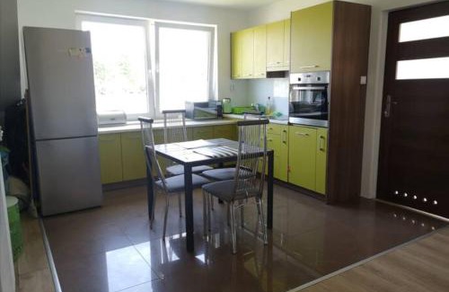 Pogorze Apartamento | Pokoje Gościnne u Joli