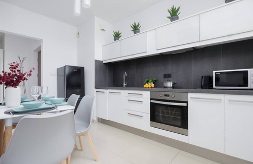 Muranow Apartamento | Pokorna 2 | City centre Apartment | Parking