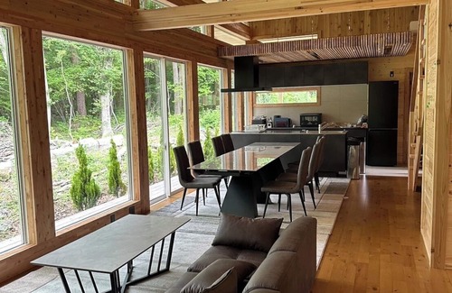 Oiwake Casa | Polar House Karuizawa Swan / Finnish log house adjacent to national forest