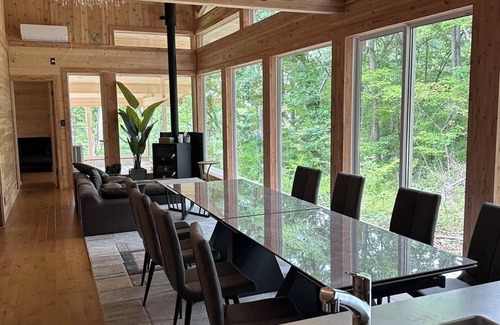 Oiwake Casa | Polar House Karuizawa Swan / Finnish log house adjacent to national forest