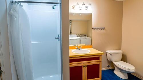 East Kootenay Apartamento | Polar Peak Chalet by Fernie Lodging Company