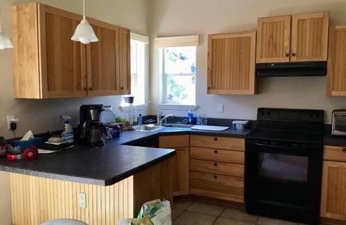 Polaris Casa | Polaris Paradise Maverick, Entire townhouse in scenic Polaris, MT