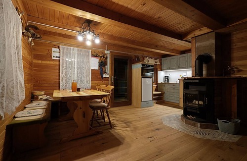 Dobrova-Polhov Gradec Cabaña | Polhek - a charming countryside cottage