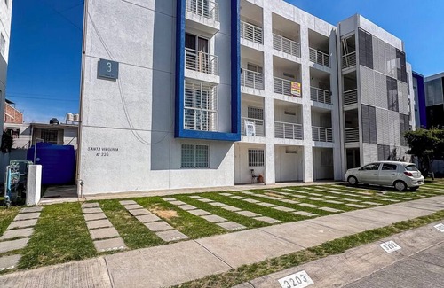 Leon Apartamento | Poliforum Modern 2BR Modern Apartment