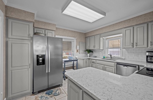 Atlantic Beach Casa | Pollock Cottage in Atlantic Beach, NC (Oceanfront)