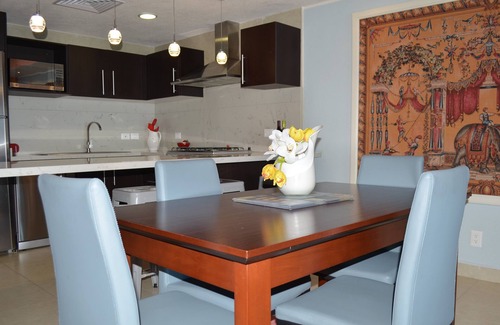 Puerto Vallarta Condominio | El condominio de Polly. No es el típico alquiler de condominio
