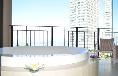 Puerto Vallarta Condominio | El condominio de Polly. No es el típico alquiler de condominio