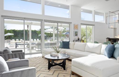 La Quinta Casa | Polo Villa 2 by AvantStay Entertainer's Backyard w Vball Court, Pool & Spa 260-314 6 Bedrooms