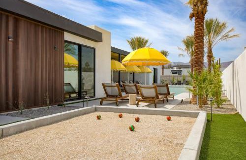 La Quinta Casa | Polo Villas Bella 2 Homes Putting Green Bocce Ball Sleeps 32