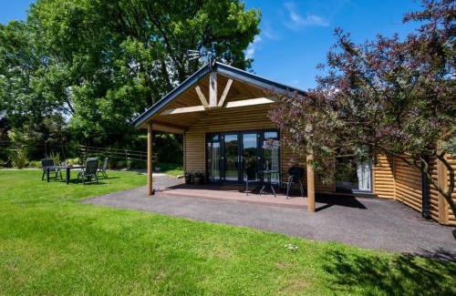 Tresillian Casa | Polsue Gardens