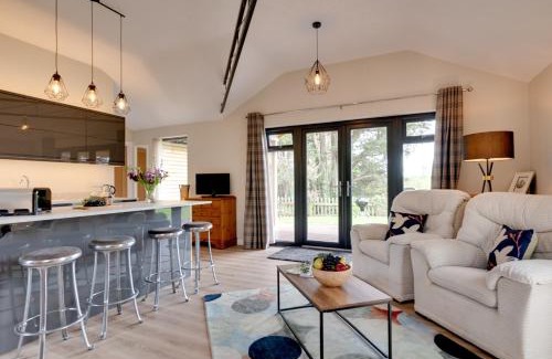 Tresillian Casa | Polsue Gardens