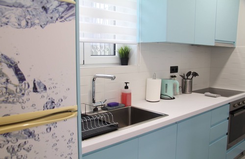Marousi Apartamento | Polyxenia's Warm & Cozy Apt - 5 min. from Mitera & Hygeia hospitals