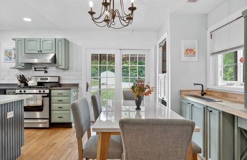 Port Jervis Casa | Pond-Front Retreat Near Appalachian Trail