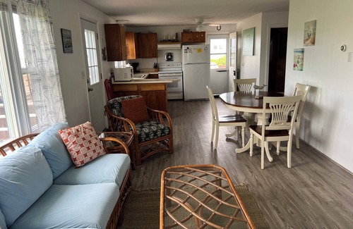 Matunuck Casa | Pond House on Potter Pond