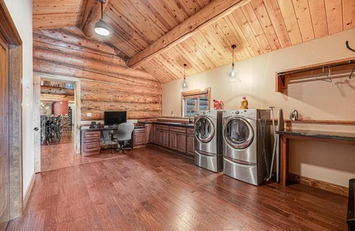 Hill City Casa | Ponderosa Lodge