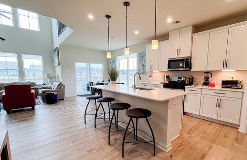 Millville Casa | Aug 16 Week Open! Pondside Paradise: Pools-Bishops Landing-Free Bethany Shuttle
