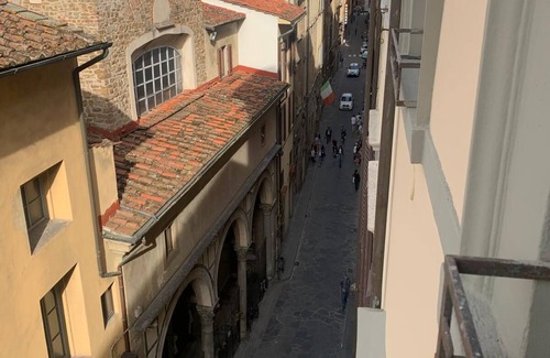 San Giovanni Apartamento | Ponte Vecchio-Dimora Confort Peonia