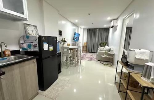 Pallocan Apartamento | Pontefino Condominium OPT705 1BR