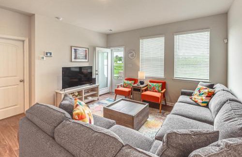Frankford Casa | Pool Access and Beach Shuttle Millville Townhome!
