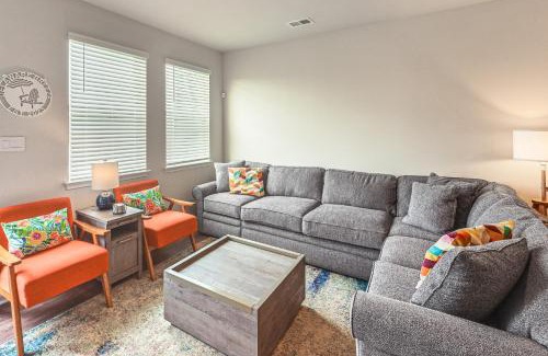Frankford Casa | Pool Access and Beach Shuttle Millville Townhome!