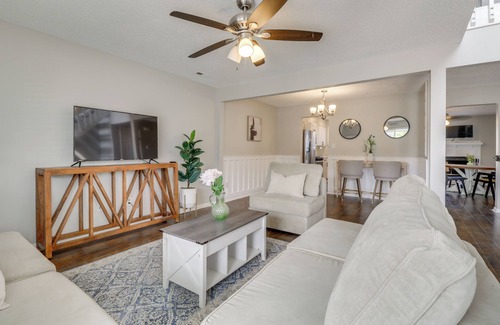 Virginia Beach Casa | Pool Access: Family-Friendly Virginia Beach Home!