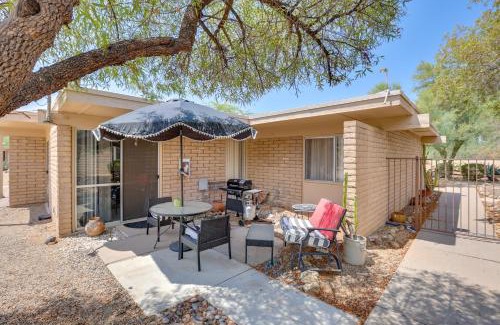 North Scottsdale Apartamento | Pool and Hot Tub Access! Chic Condo in Scottsdale