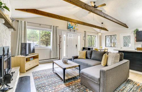 Tobyhanna Casa | Pool and Lake Access Family Poconos Cabin with Deck