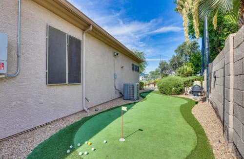 Palm Valley Casa | Pool and Putting Green Goodyear Home on Golf Course