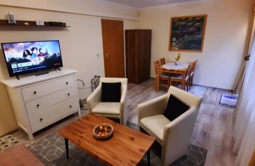 Karlovy Vary Apartamento | Pool Apartments