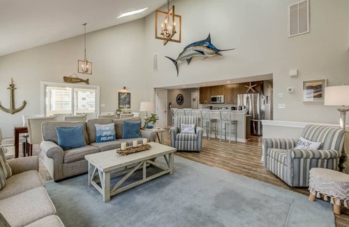Sandbridge Casa | Pool by the Sea | 480 ft to the beach | Private Pool and Hot Tub