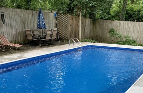 Durham Casa | Newly remodeled pool, cozy 1940s bungalow in Northgate Park