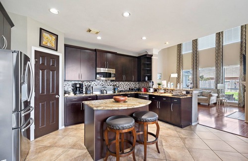 Barker Casa | Pool Escape | Games | Wi-Fi | BBQ Yard | Sleep 16
