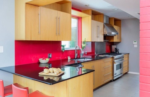 Westfield Casa | Pool, Free Parking, King Bed | The Casa - Portoro