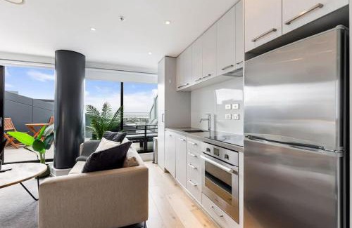 Auckland Central Business District Apartamento | Pool, Gym & Modern 2BR Sky Tower View Zodiak Stays