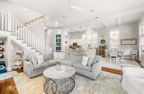 Dune Allen Beach Casa | Pool Heated winter and spring! Pet-Friendly 6 seat Golf Cart, Infinity pool!
