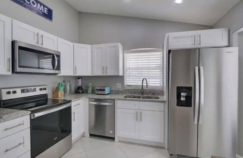 Indian Ridge Casa | Pool home 5 miles to Disney! Great for families!