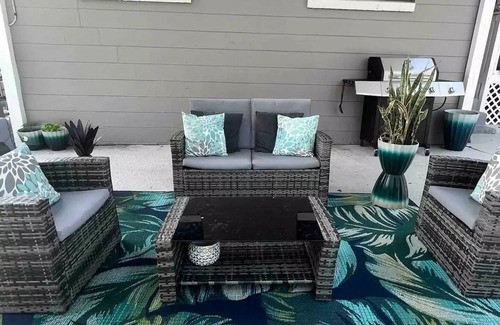 Arlington Casa | POOL home near BEACH with entertainment for all!