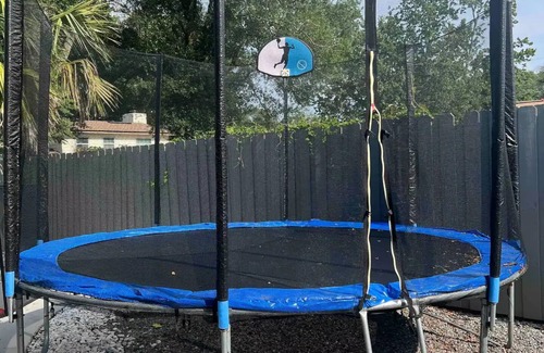 Arlington Casa | POOL home near BEACH with entertainment for all!