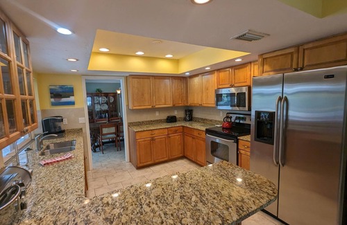 Braden River Casa | POOL HOME WITH DOG RUN.