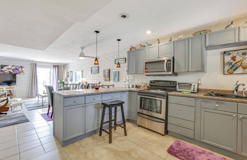 North Scottsdale Condominio | Pool + Hot Tub Access! Chic Condo in Scottsdale